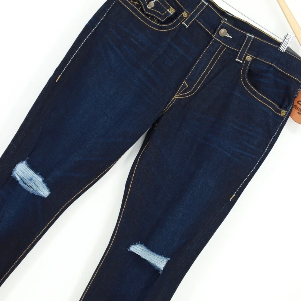 TRUE RELIGION RAZOR DARK RIPS‎ GENO FLAPS RELAXED SLIM JEANS